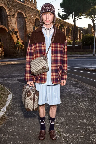 Look 23